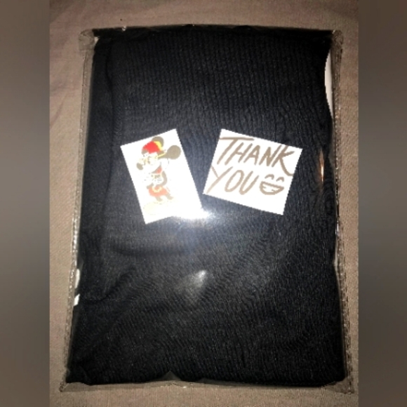 Mickey Mouse Graphic T-Shirt - Picture 4 of 4